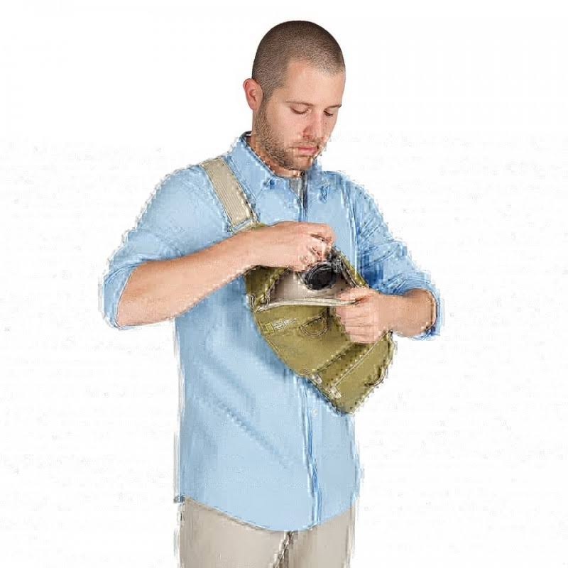 Earth Explorer Camera Sling Bag T463724