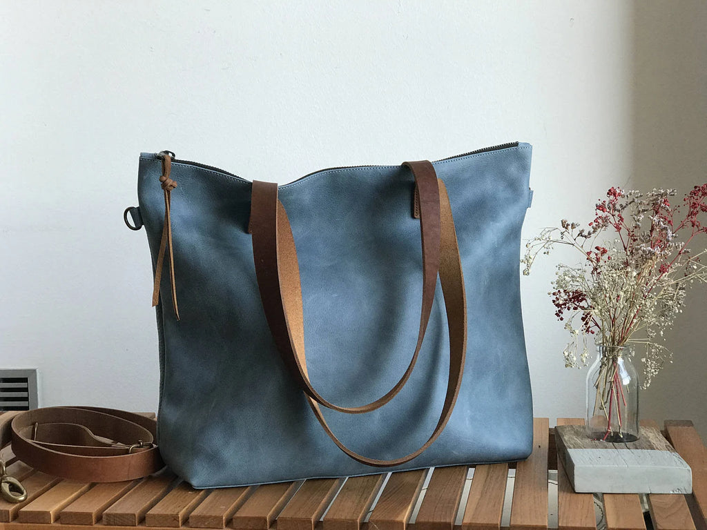 Large Blue Leather Bag V607