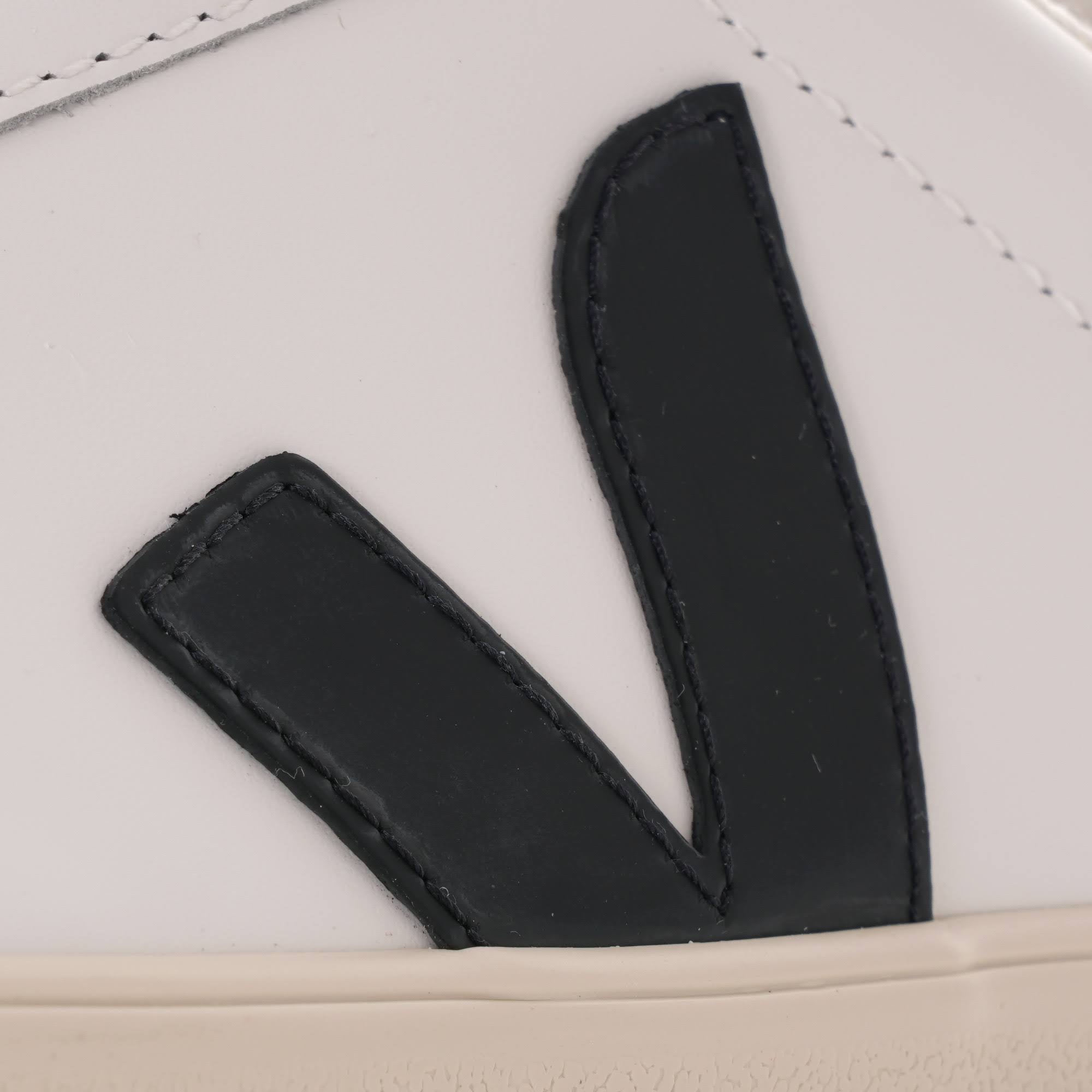 Extra White Leather Trainers U166963