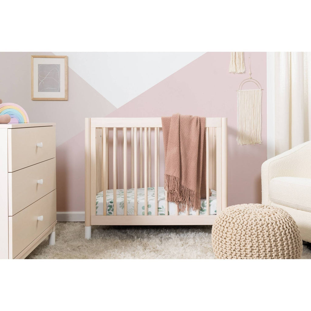 Washed Natural White 2-in-1 Mini Crib and Twin Bed K5260