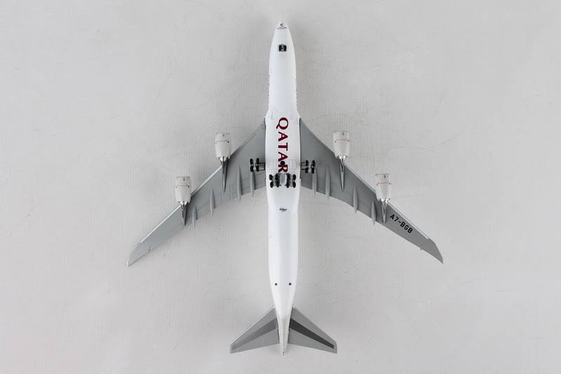 747-8F 1/400 Aircraft Model P607