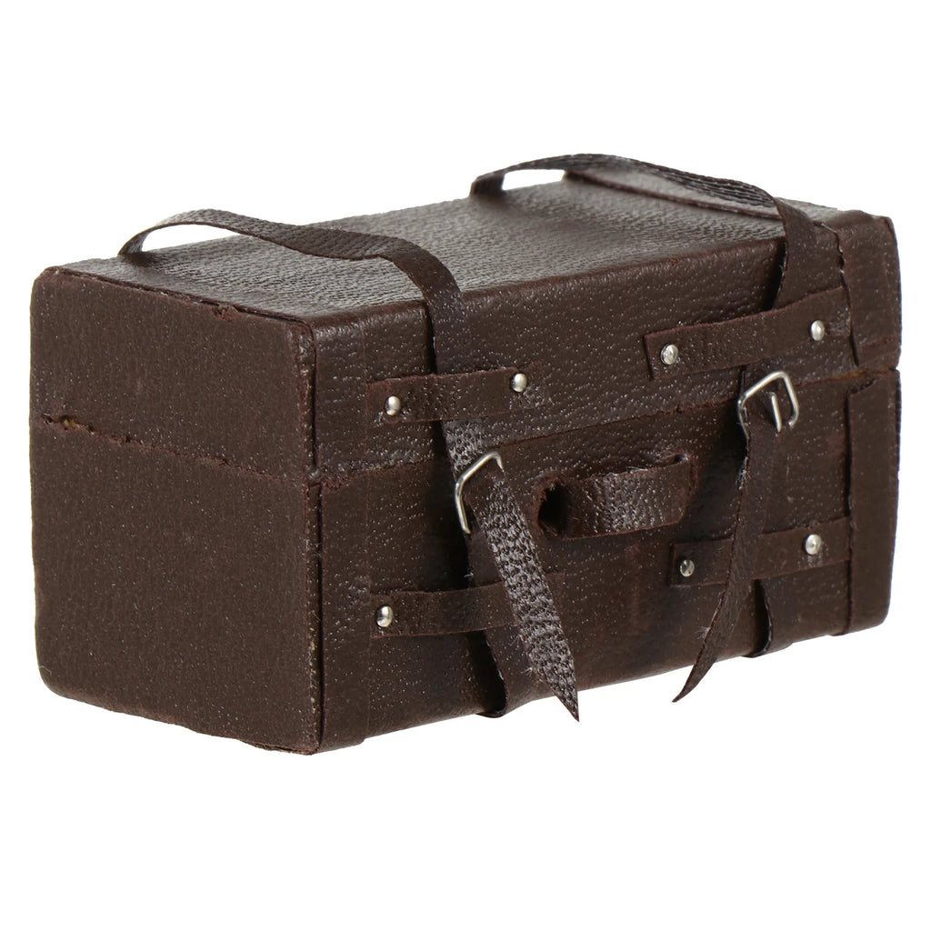 Miniature Wooden Dollhouse Trunk Q878862