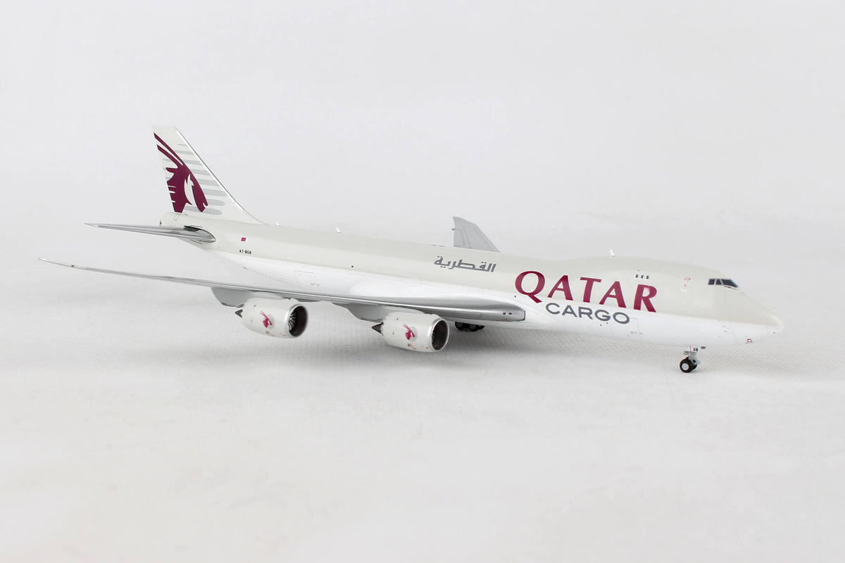 747-8F 1/400 Aircraft Model P607