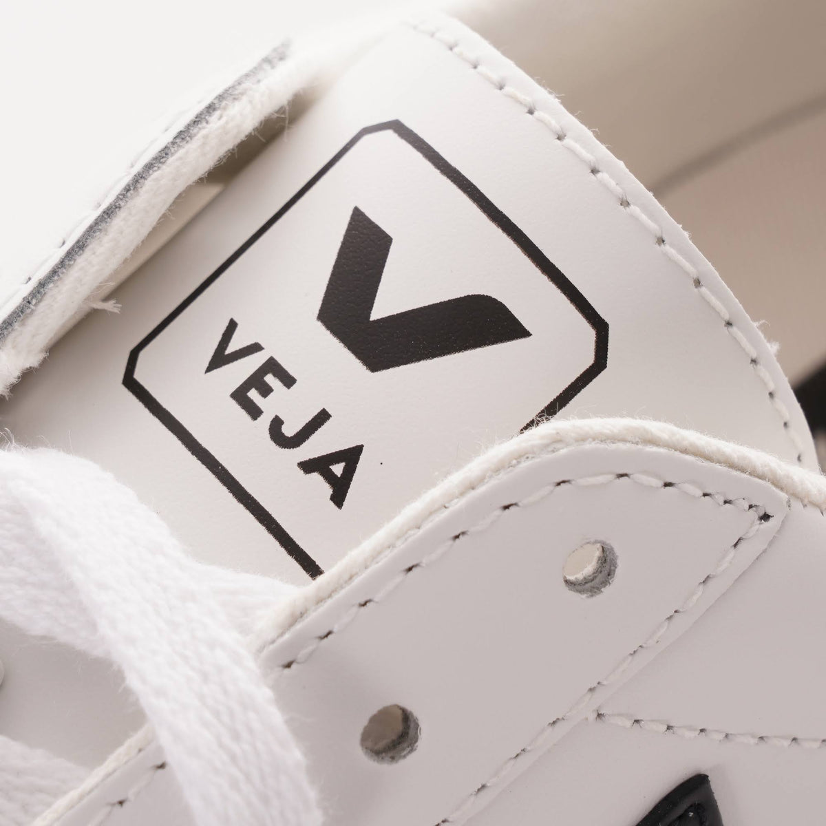 Extra White Leather Trainers U166963