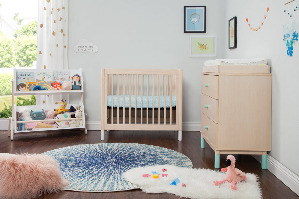 Washed Natural White 2-in-1 Mini Crib and Twin Bed K5260