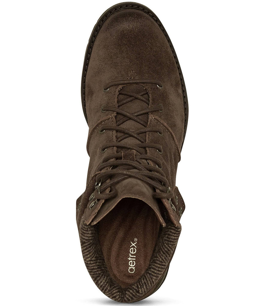 Brown Shoes Q673272