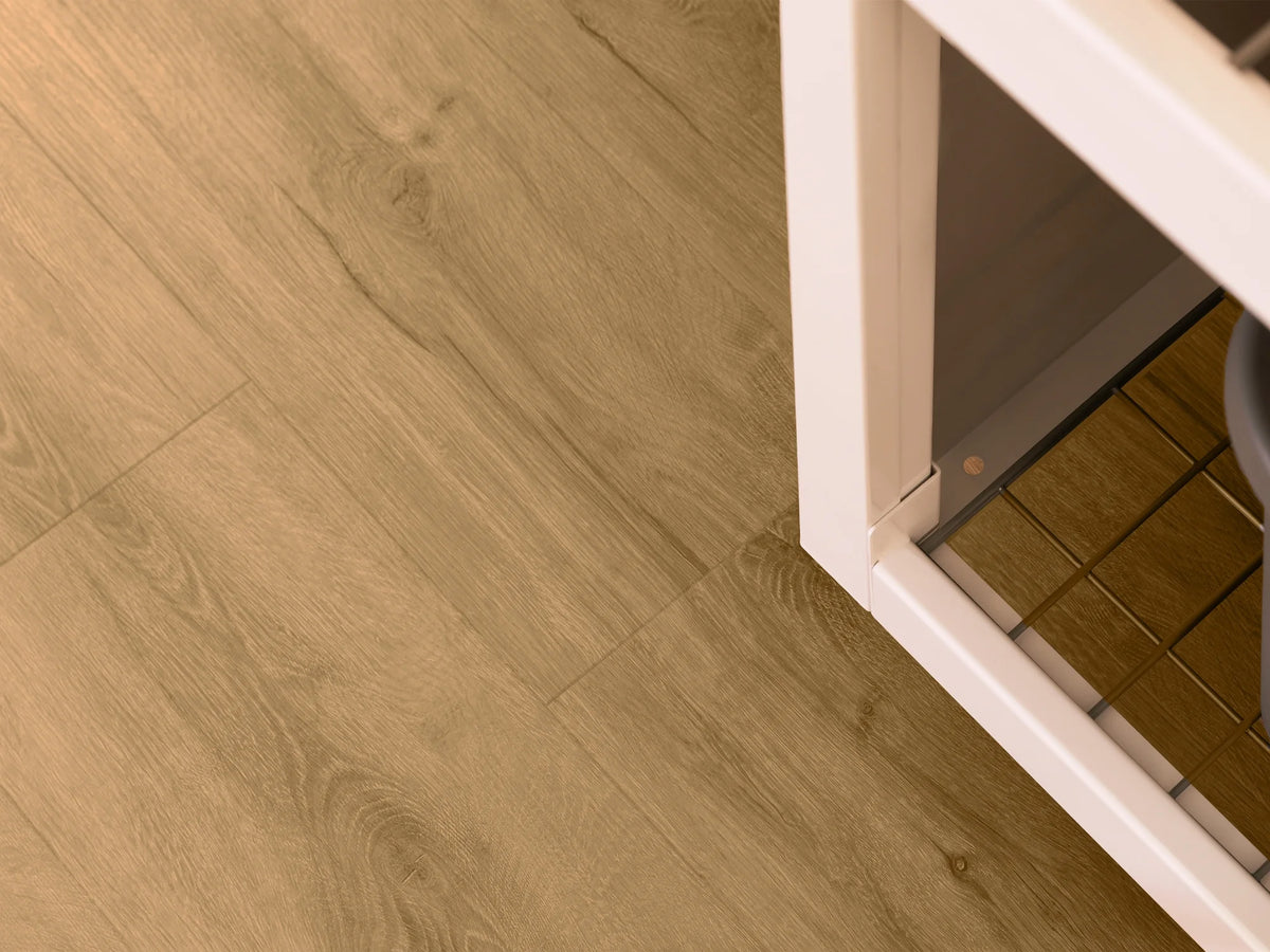 Natural Oak 5MM Stone Composite LVP Flooring 900 Sq ft K24168