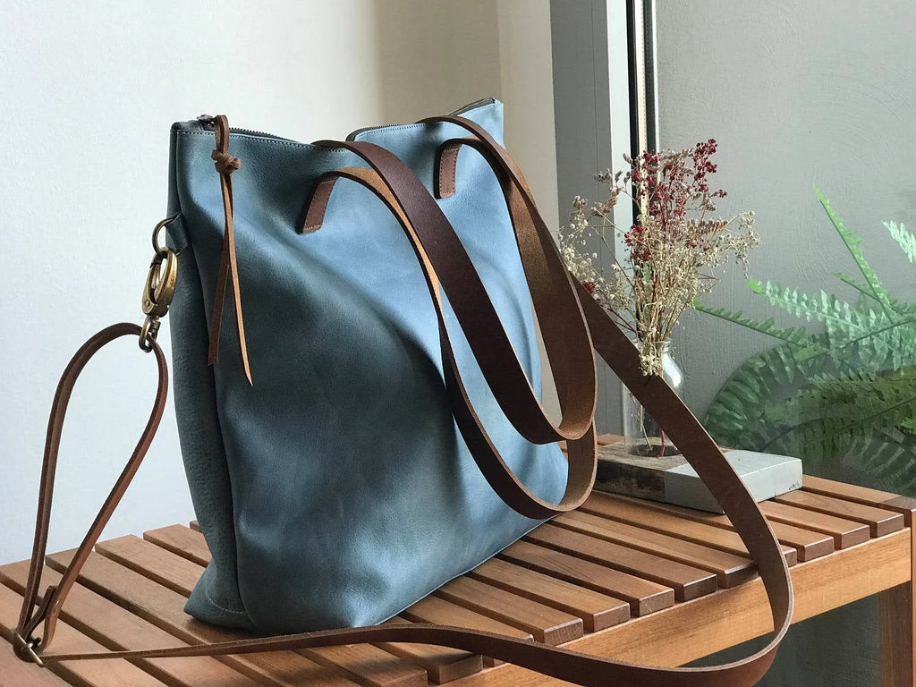 Large Blue Leather Bag V607