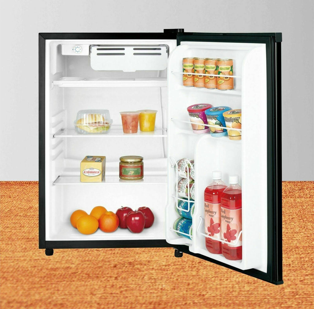 Black Compact Refrigerator Y85973