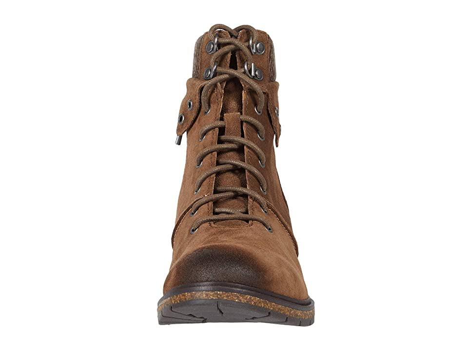 Brown Shoes Q673272