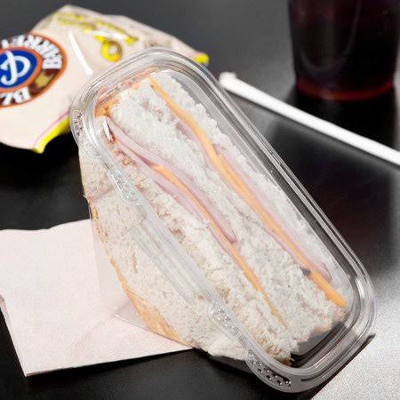 Recycled Pet Sandwich Wedge Container - 200/Case F8831