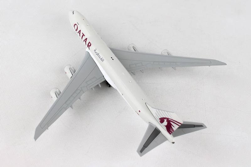 747-8F 1/400 Aircraft Model P607