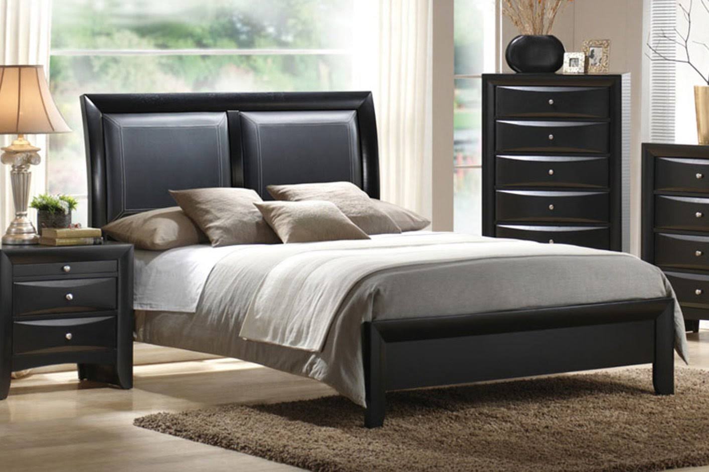 Black Wooden Eastern King Bed U726