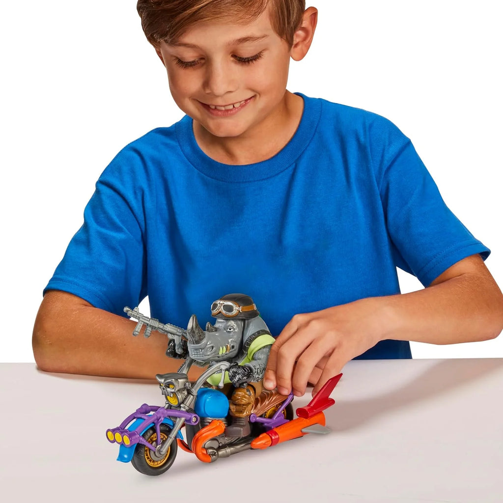 Chopper Cycle with Exclusive Rocksteady Figure M230